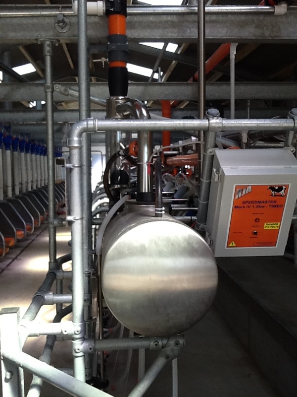 Milk receiver system